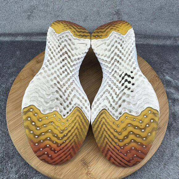 Nike Epic React Flyknit 2 Running Shoes Womens 9 White BQ8927-104 Sneakers - Picture 9 of 11